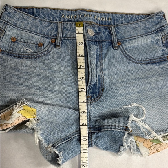 American Eagle Outfitters Blue Jean Shorts Relaxed Fit - Picture 6 of 6